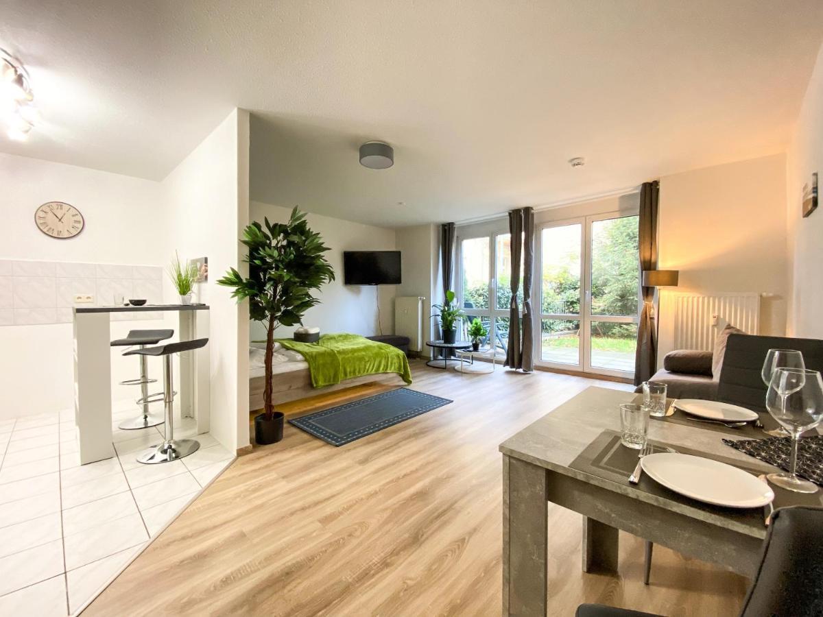 Wohlfuehl-Apartment Mit Kostenfreier Tiefgarage, Wifi & Terrasse ライプツィヒ エクステリア 写真