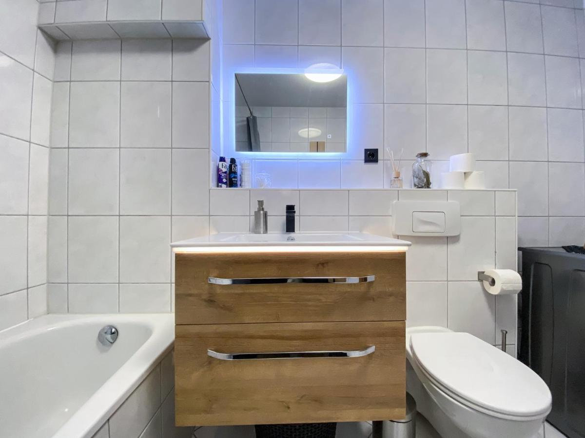 Wohlfuehl-Apartment Mit Kostenfreier Tiefgarage, Wifi & Terrasse ライプツィヒ エクステリア 写真