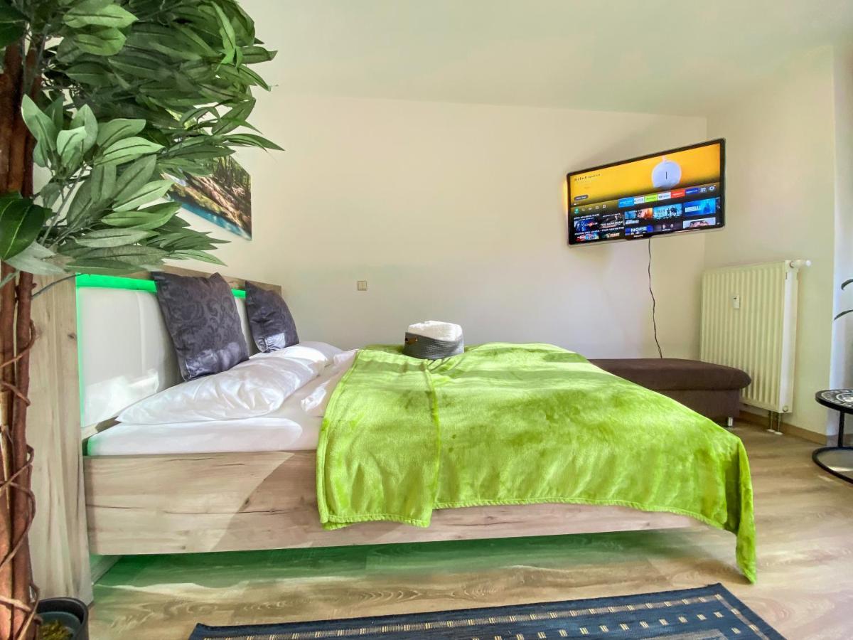 Wohlfuehl-Apartment Mit Kostenfreier Tiefgarage, Wifi & Terrasse ライプツィヒ エクステリア 写真