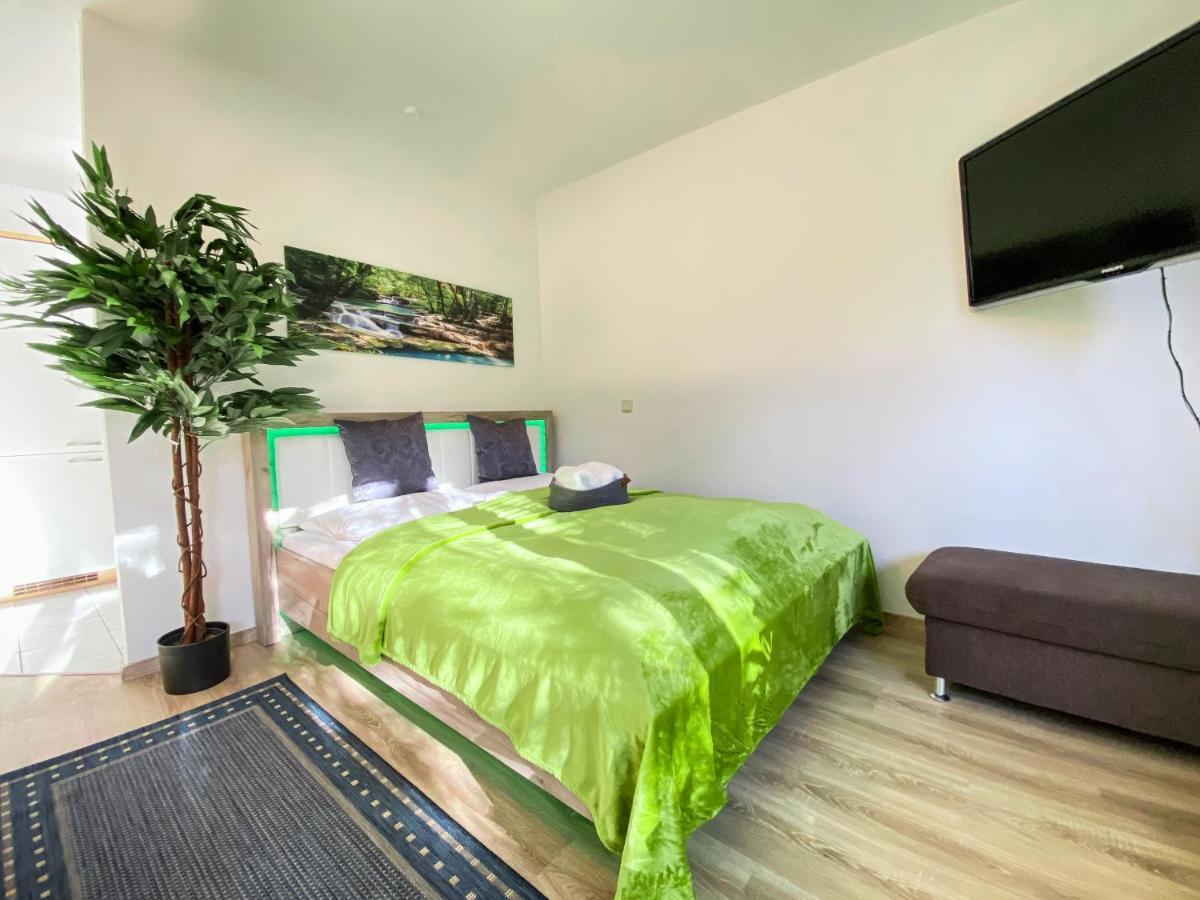 Wohlfuehl-Apartment Mit Kostenfreier Tiefgarage, Wifi & Terrasse ライプツィヒ エクステリア 写真