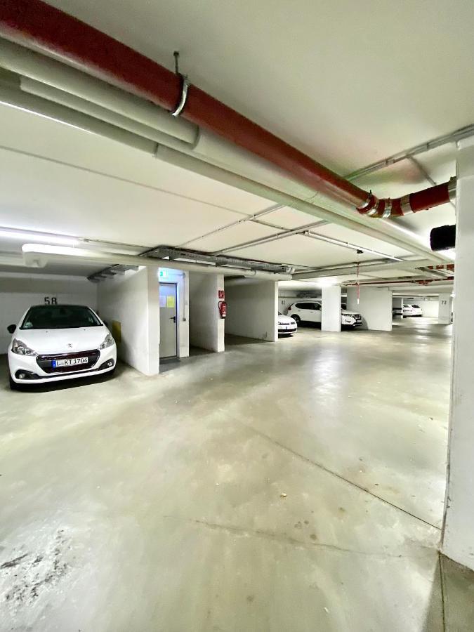 Wohlfuehl-Apartment Mit Kostenfreier Tiefgarage, Wifi & Terrasse ライプツィヒ エクステリア 写真