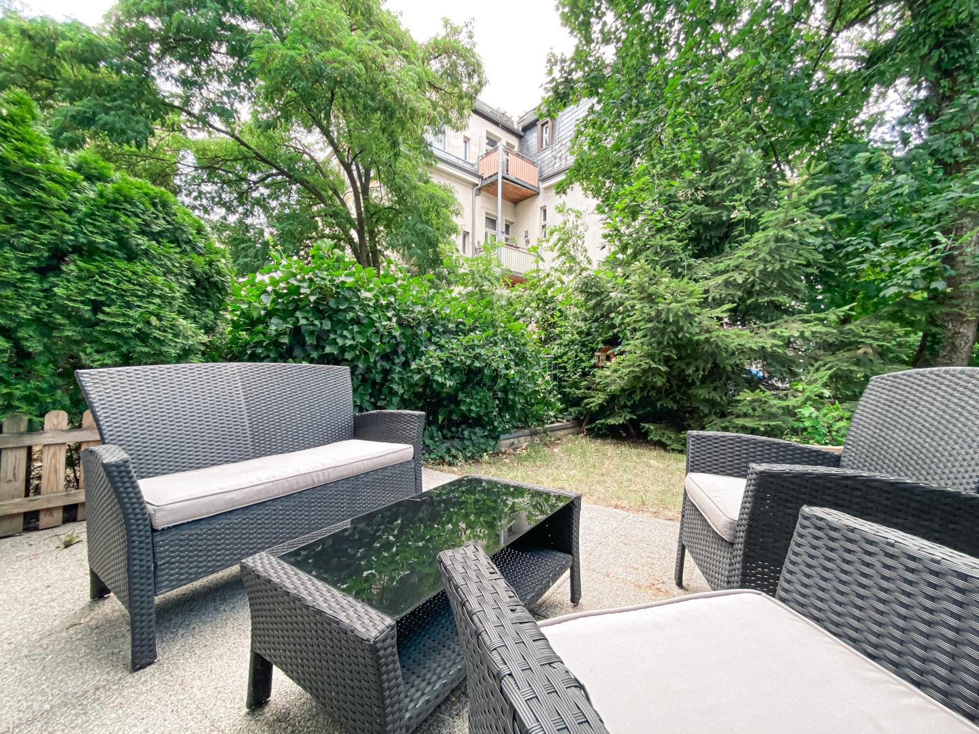 Wohlfuehl-Apartment Mit Kostenfreier Tiefgarage, Wifi & Terrasse ライプツィヒ エクステリア 写真